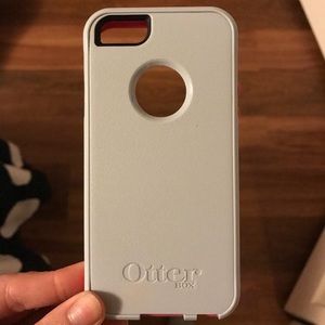 iPhone 5s phone case.